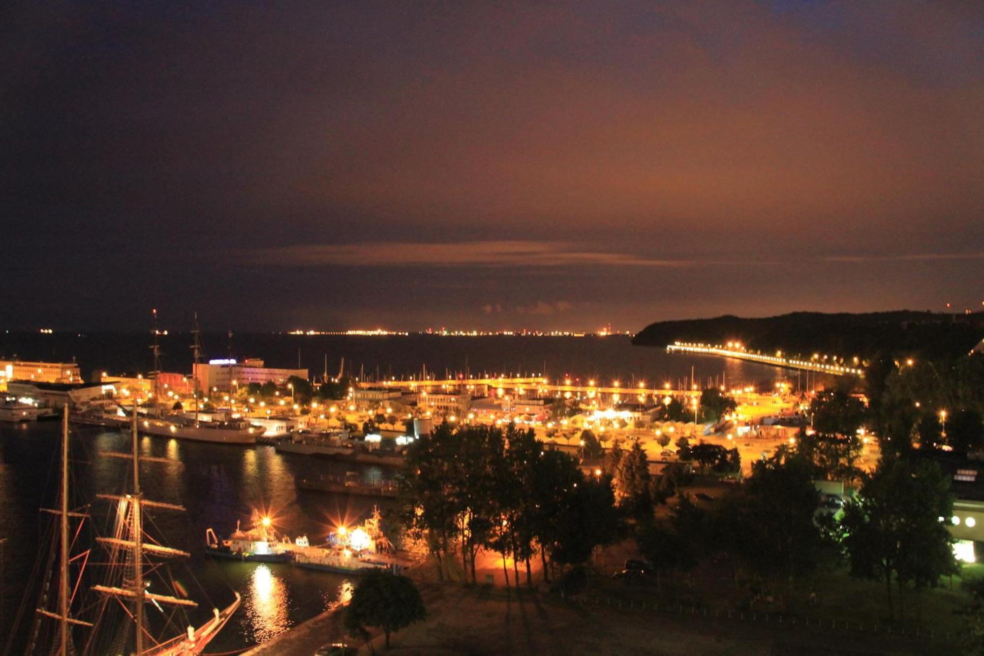Apartamenty Sea Towers Gdynia Bagian luar foto
