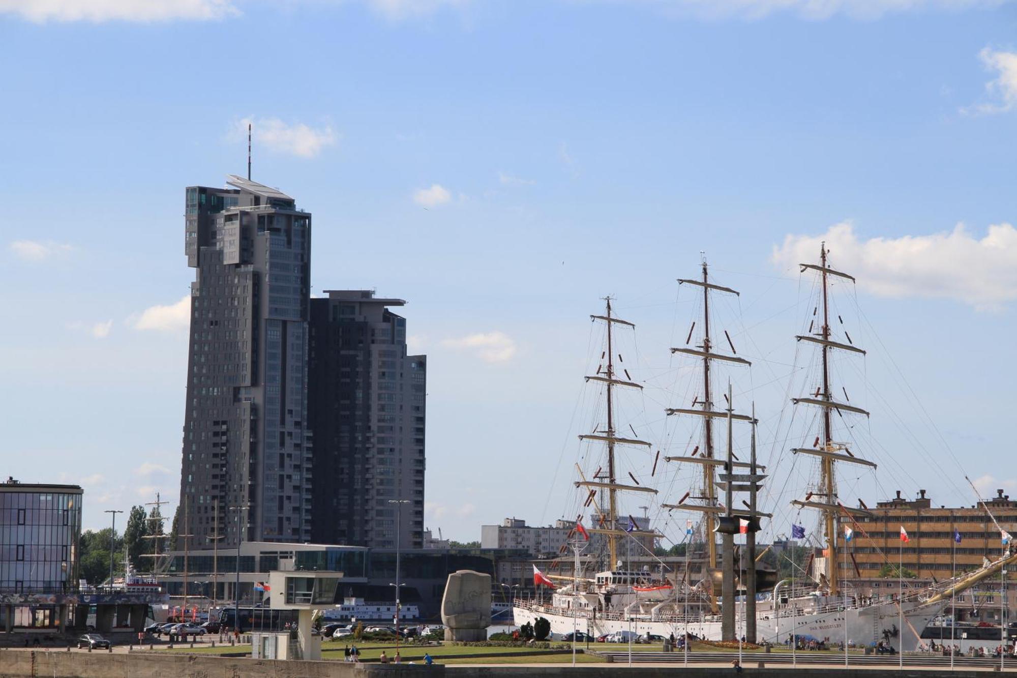 Apartamenty Sea Towers Gdynia Bagian luar foto